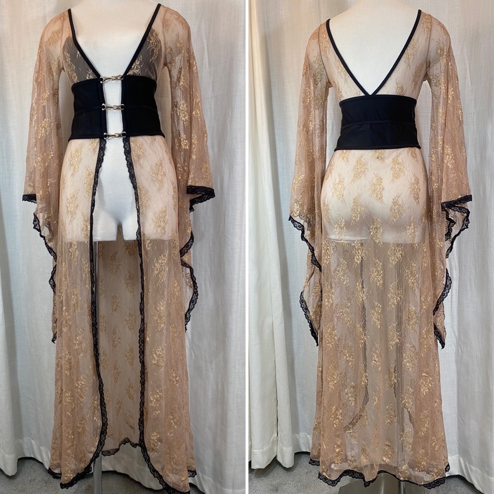 Exotic dancewear